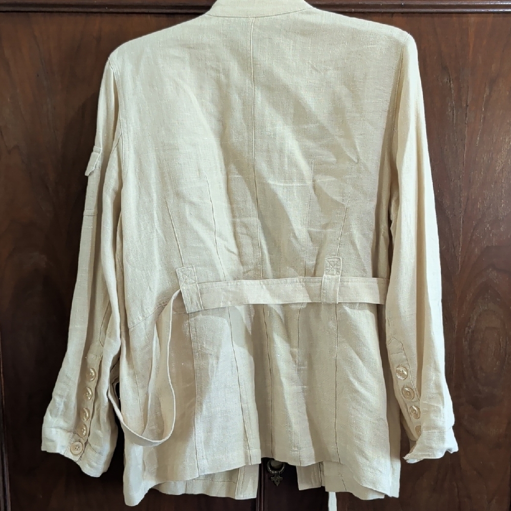 Utility Jacket in Light Tan - Picture 6 of 7